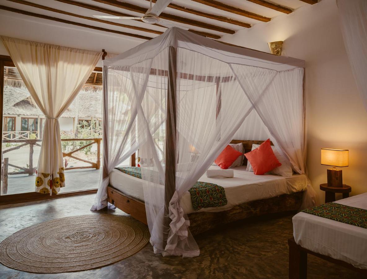 Joy Of Zanzibar Hotel Michamvi Kae Bagian luar foto