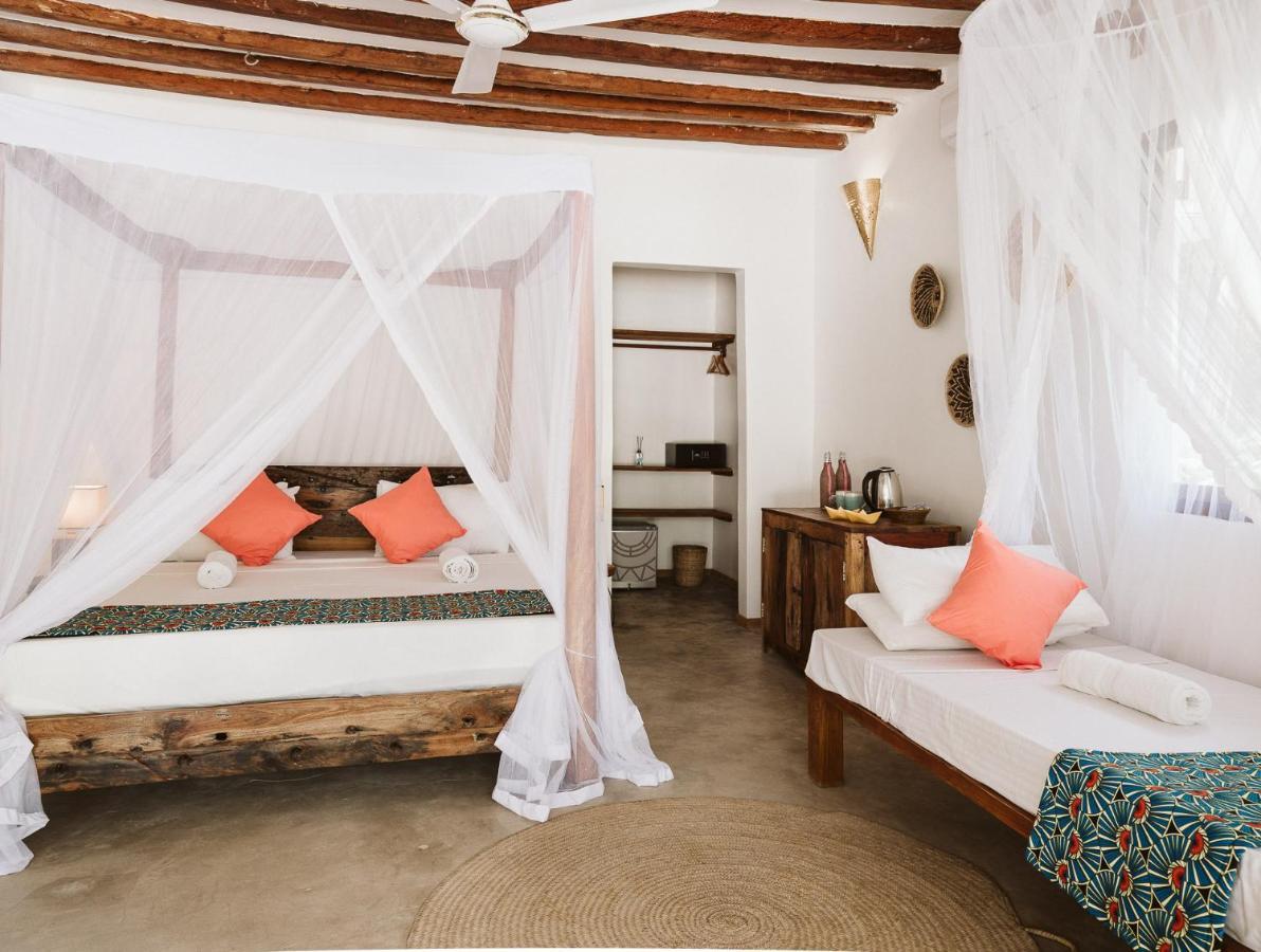 Joy Of Zanzibar Hotel Michamvi Kae Bagian luar foto